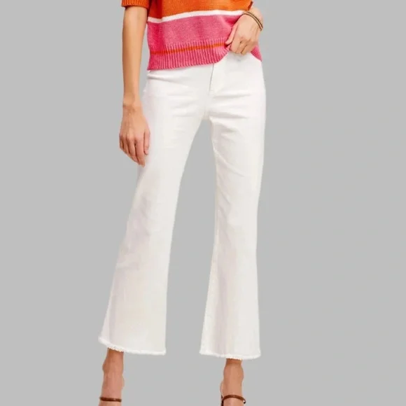NWT White High Rise Raw Edge Jeans